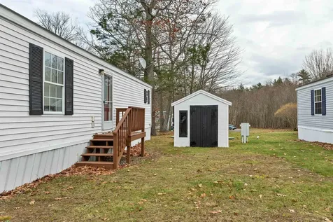 1 Apricot Way North Hampton NH 03862