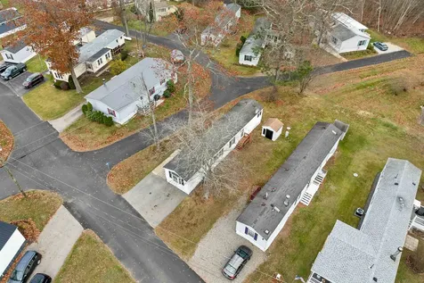 1 Apricot Way North Hampton NH 03862