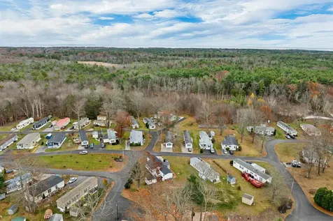 1 Apricot Way North Hampton NH 03862
