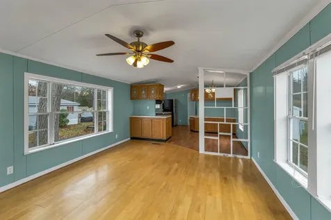 1 Apricot Way North Hampton NH 03862