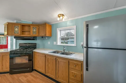 1 Apricot Way North Hampton NH 03862