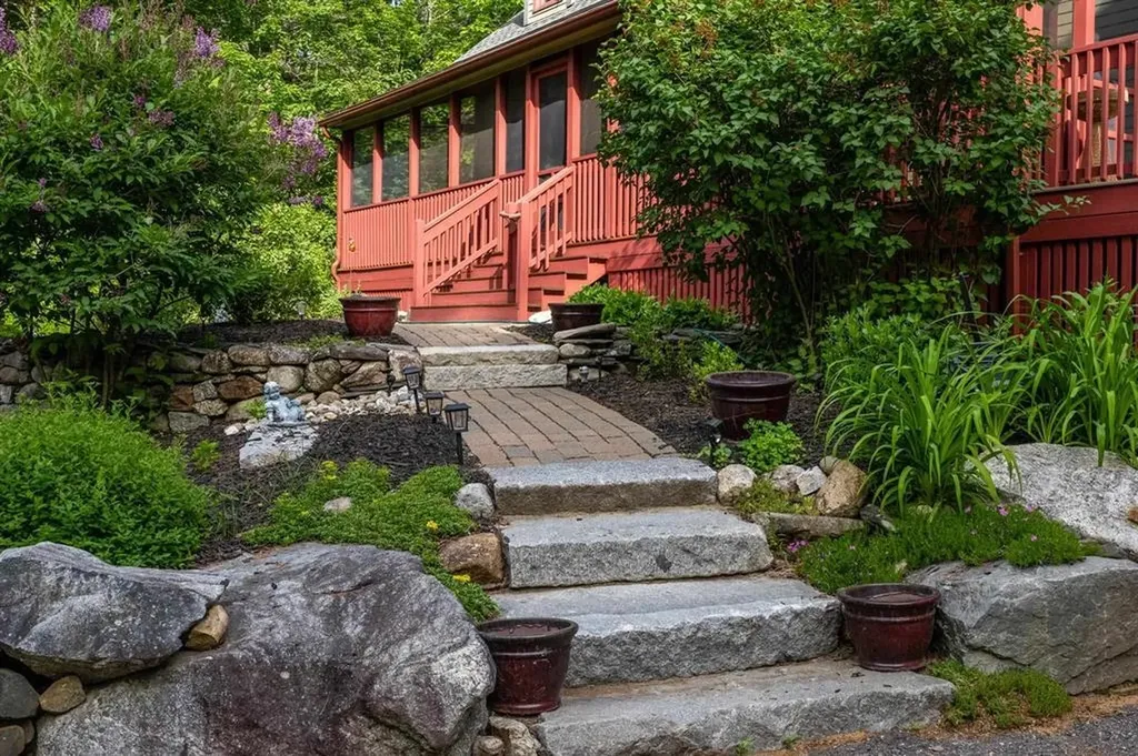 34 Mirror Lake Drive Tuftonboro NH 03853