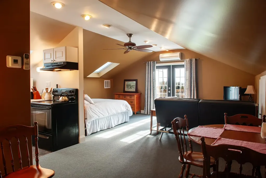 130 Center Road Hardwick VT 05843