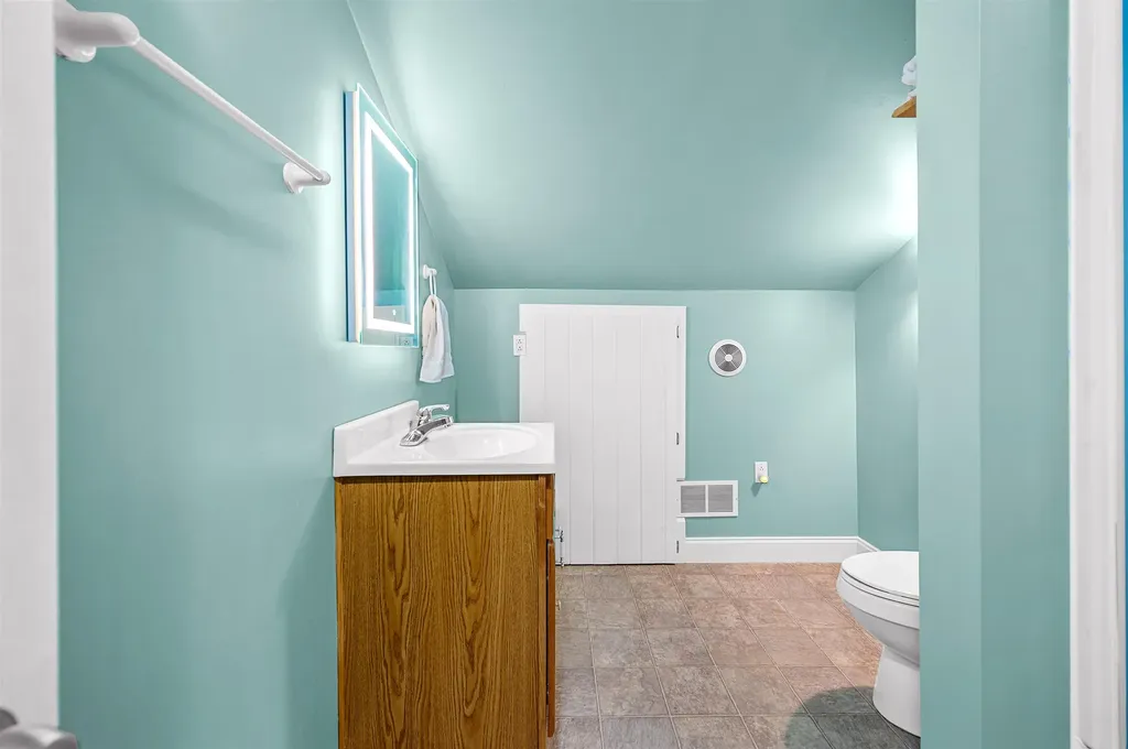 130 Center Road Hardwick VT 05843