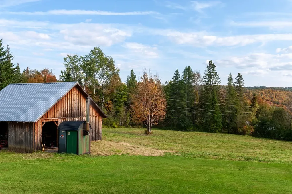 130 Center Road Hardwick VT 05843