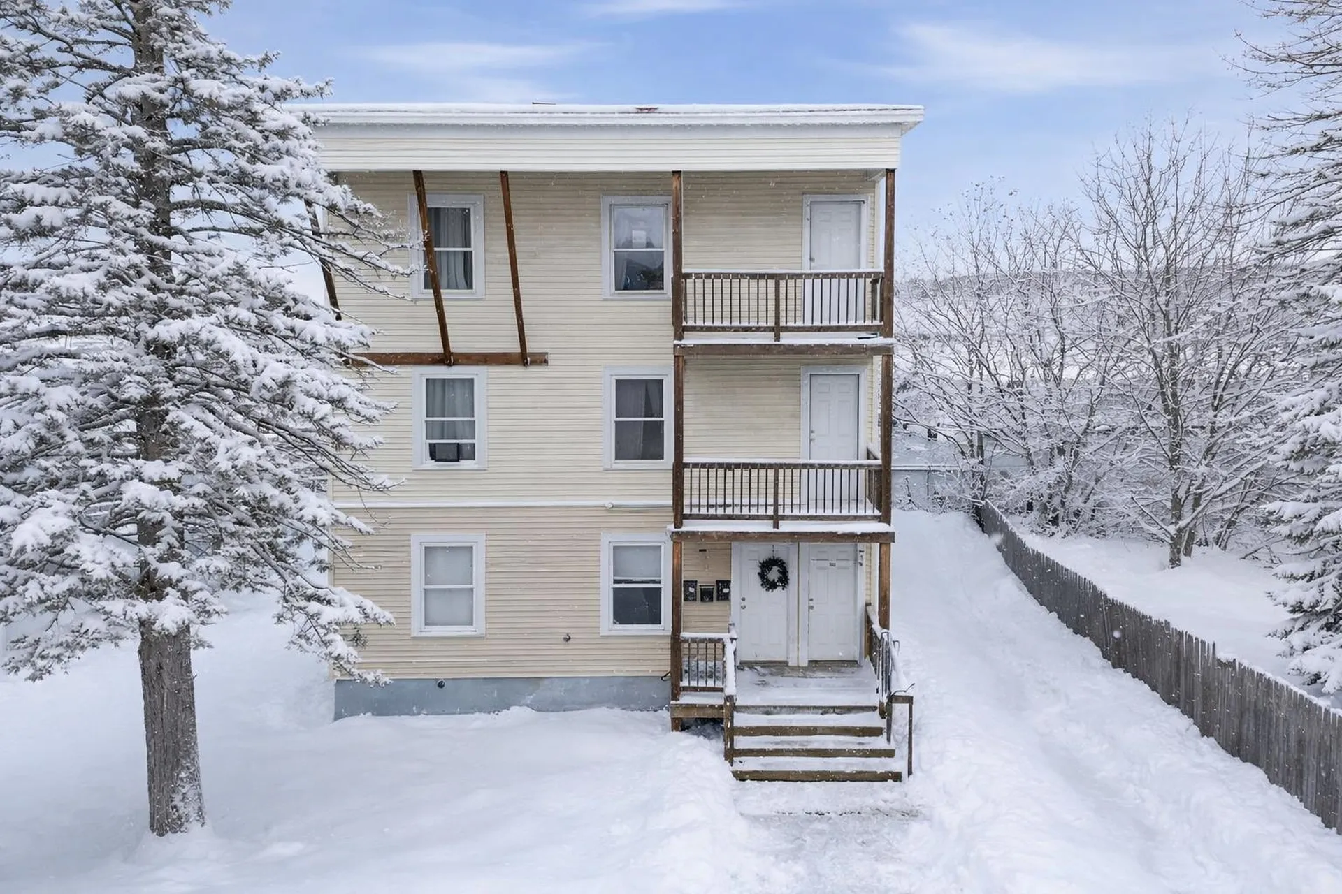 618 Prescott Street Manchester NH 03103