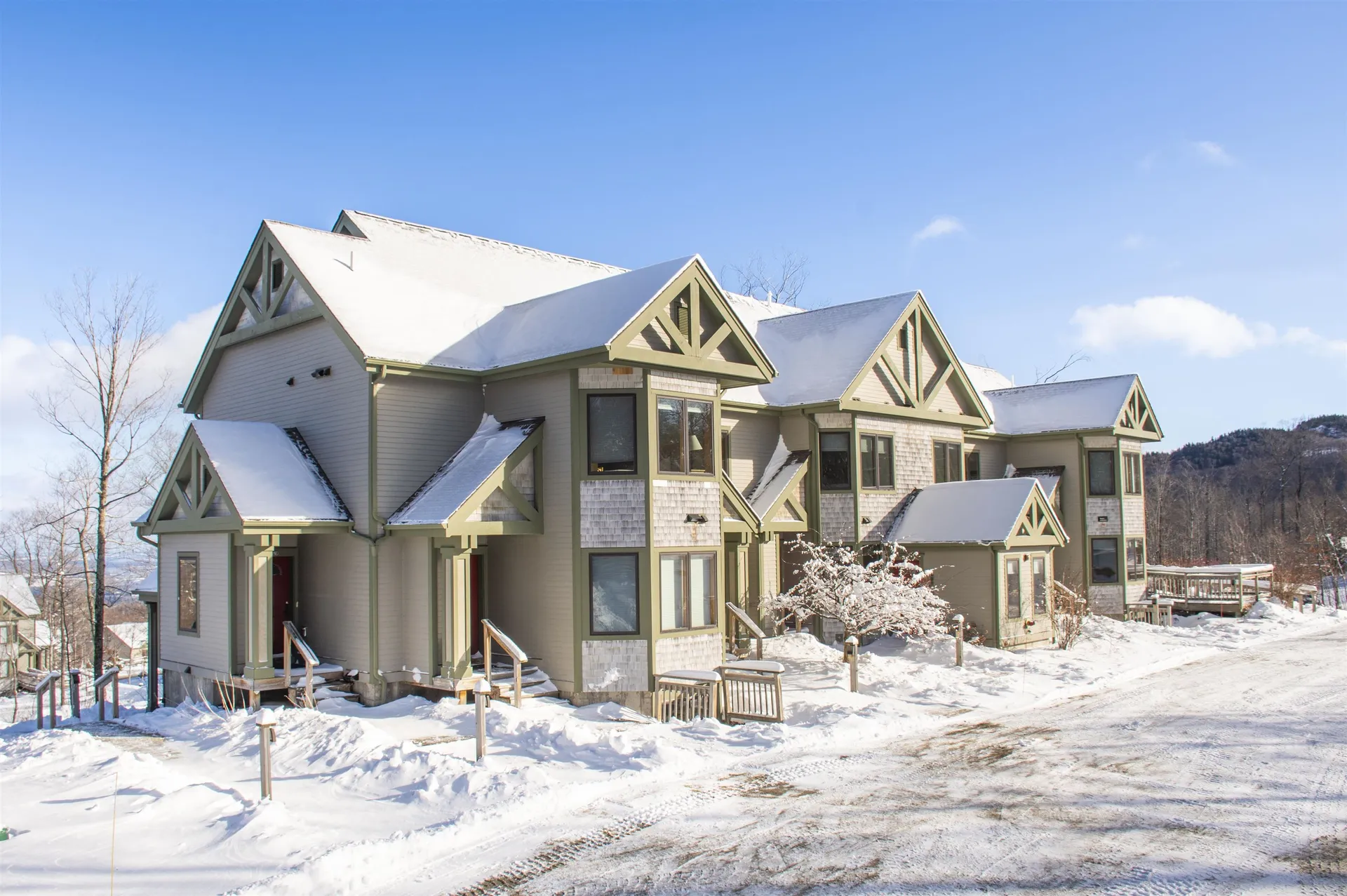 Jay VT, 296 Bridge Road, Unit 4766