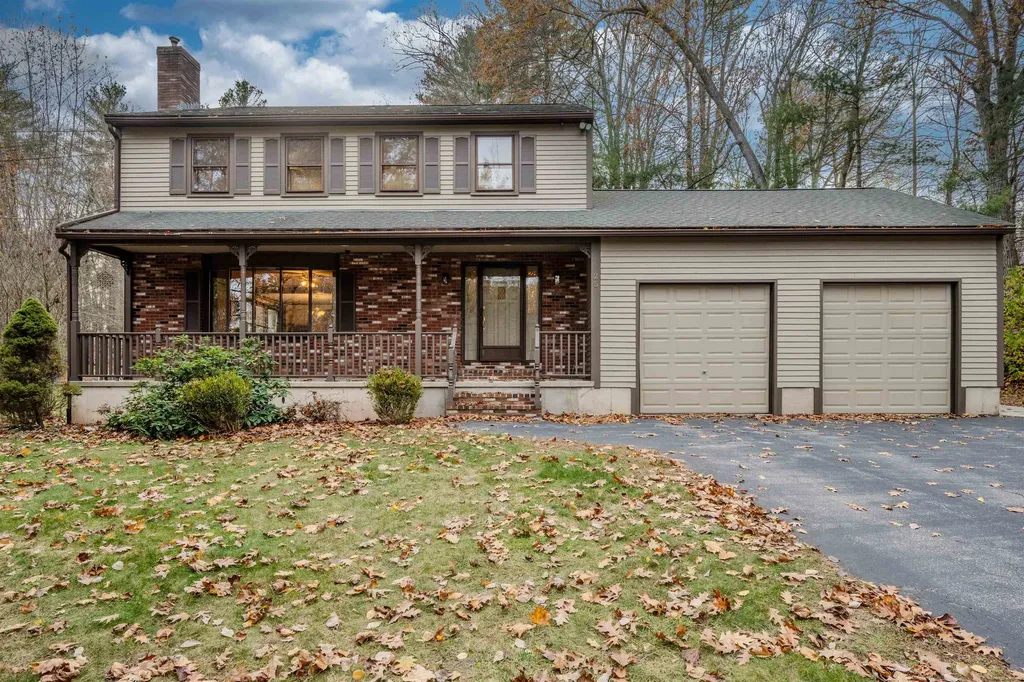 25 Misty Lane Pelham NH 03076