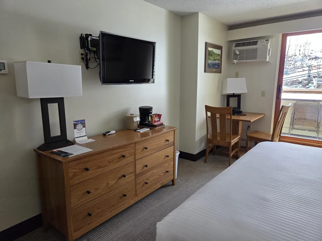 90 Loon Mountain Road Lincoln NH 03251