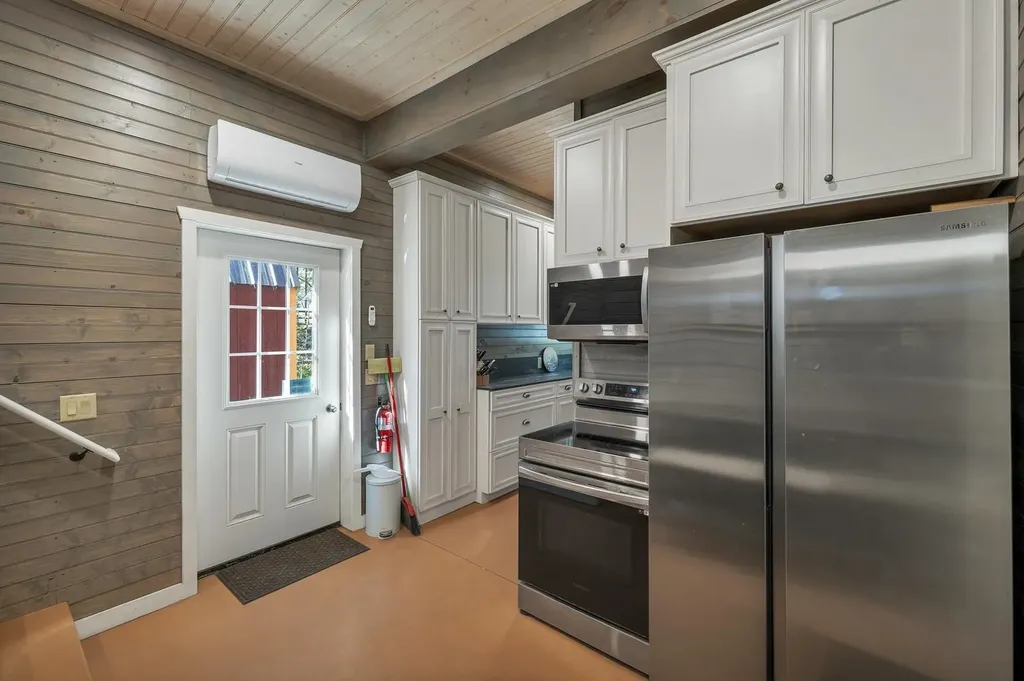 484 Old Swanzey Road Chesterfield NH 03462