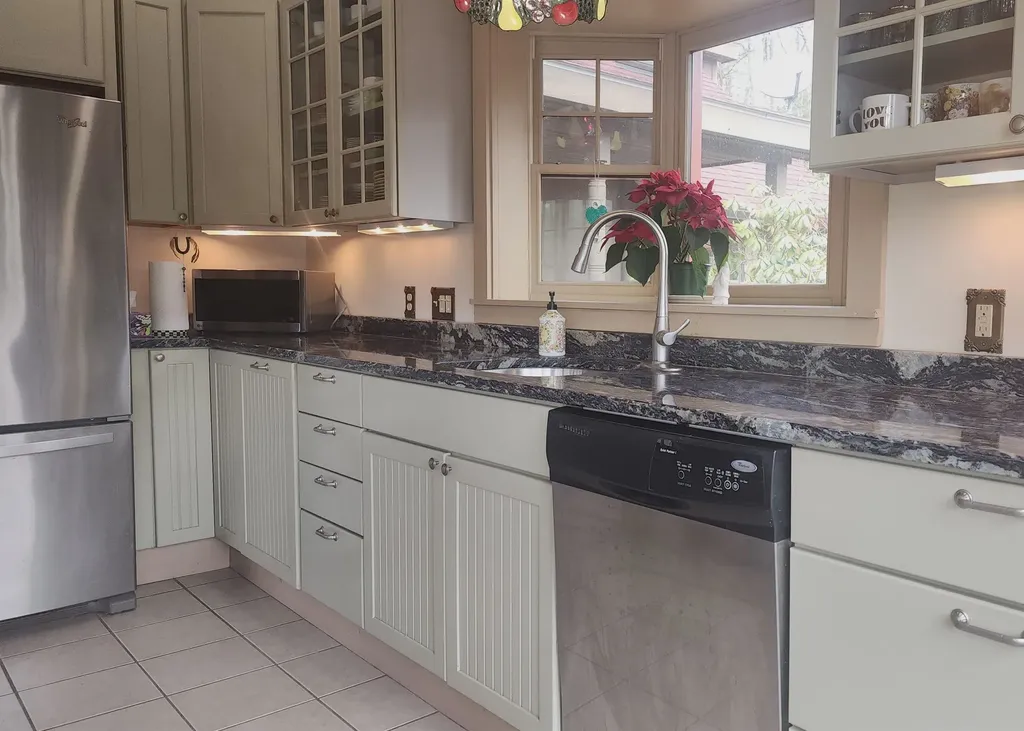 484 Old Swanzey Road Chesterfield NH 03462