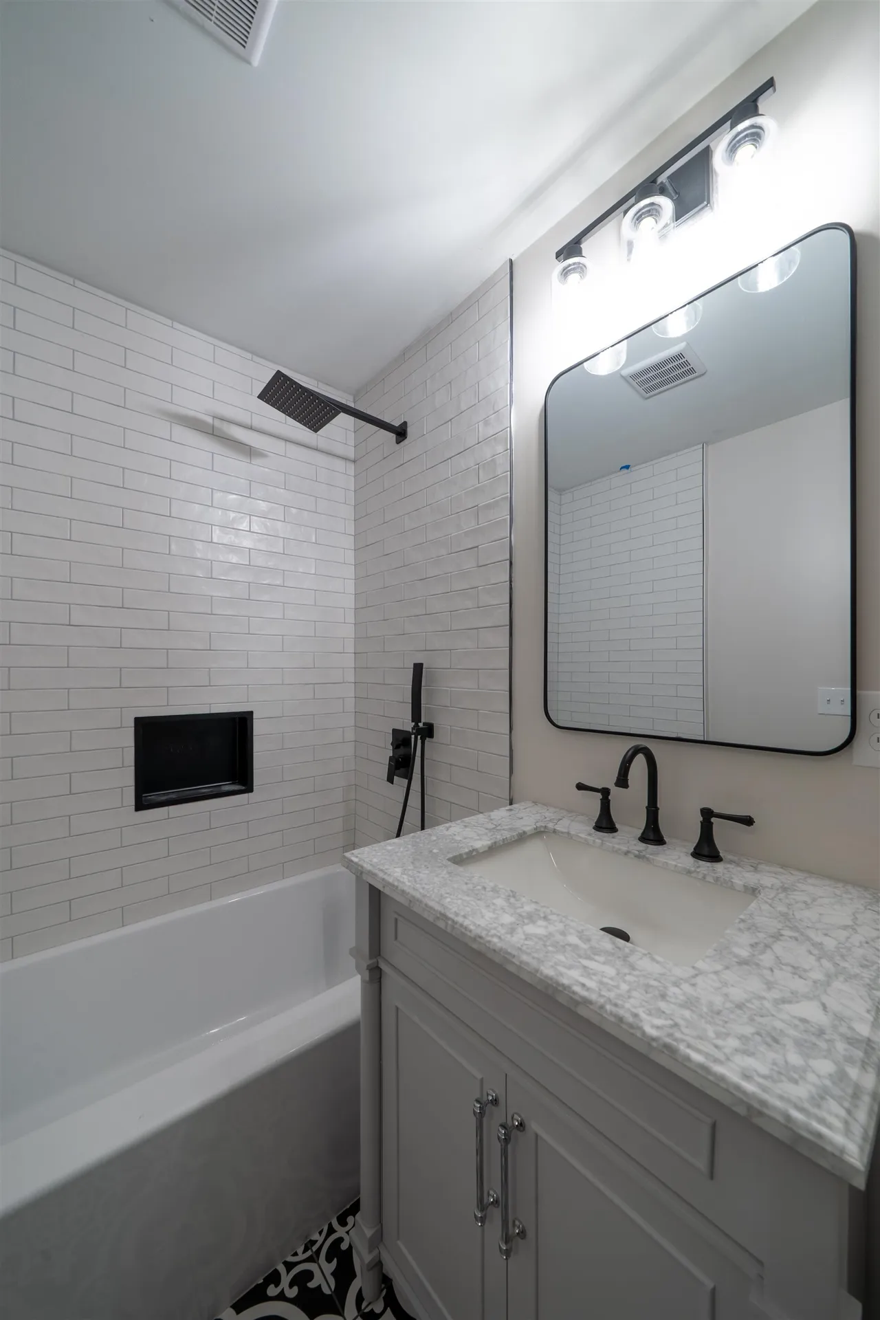 38A Courtland Street Nashua NH 03064