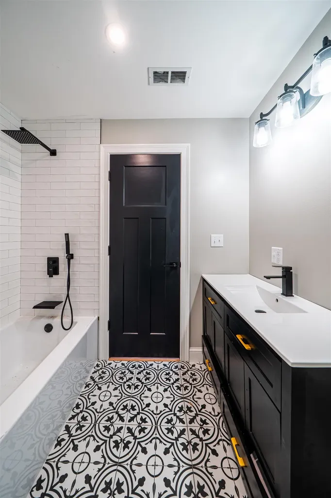 50C Linden Street Exeter NH 03833