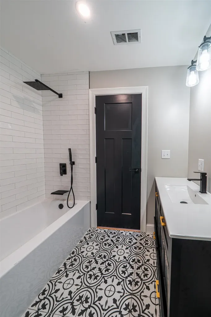 50C Linden Street Exeter NH 03833