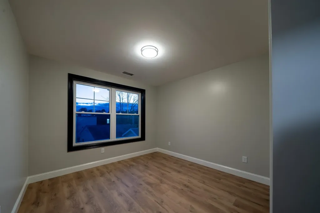 50C Linden Street Exeter NH 03833