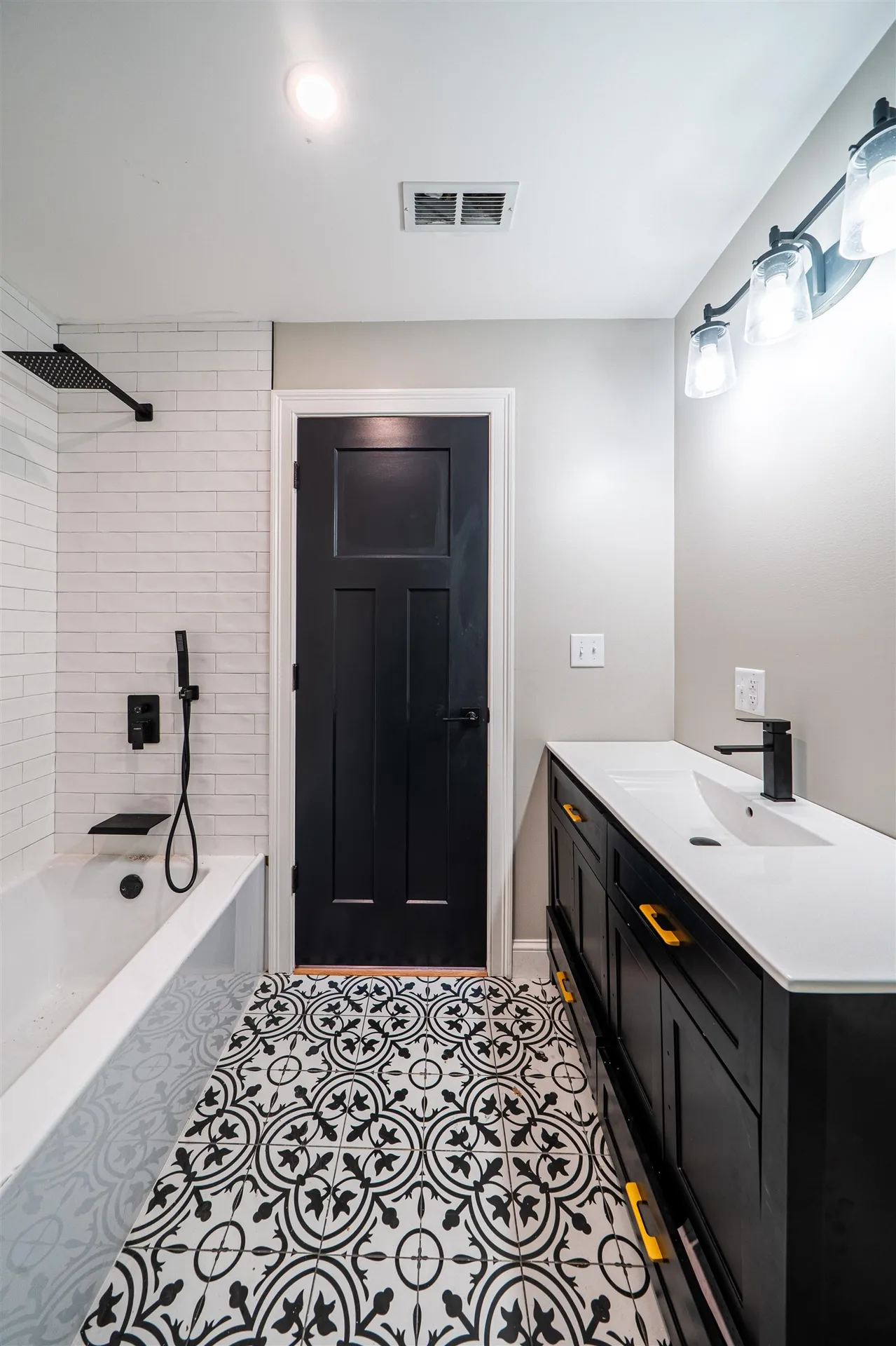 50C Linden Street Exeter NH 03833