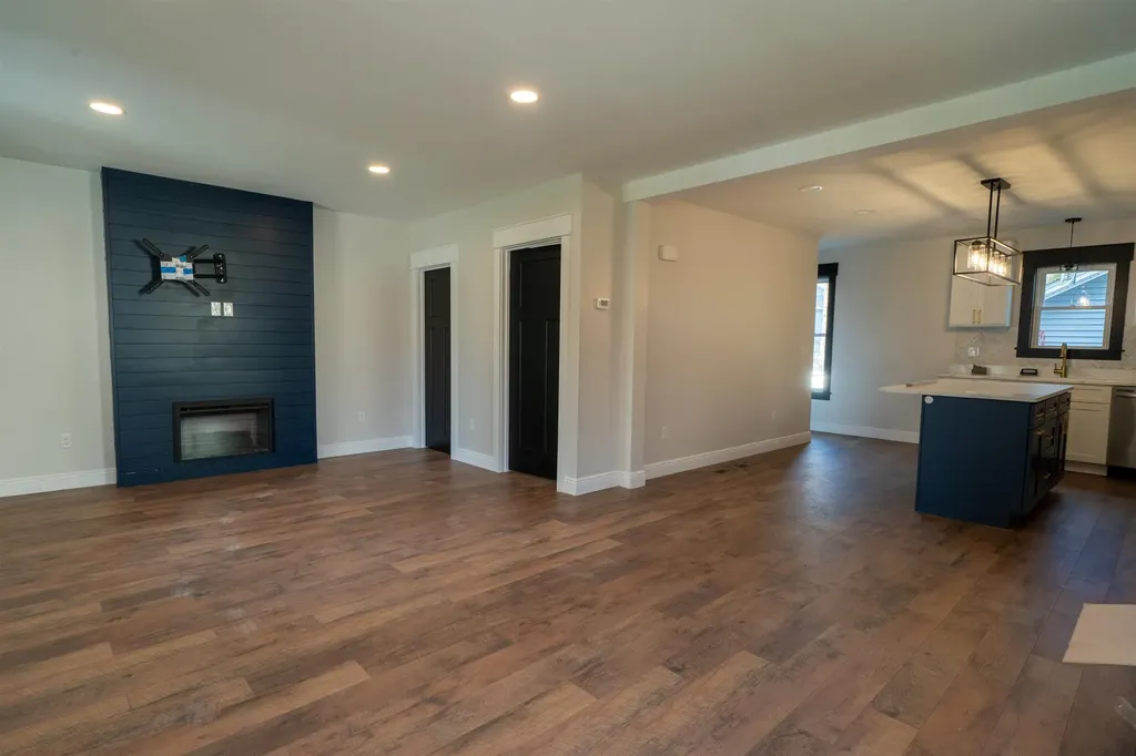 36D Courtland Street Nashua NH 03064