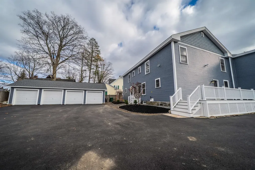 36D Courtland Street Nashua NH 03064