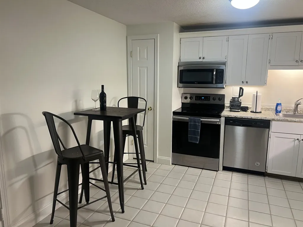 402 White Cedar Boulevard Portsmouth NH 03801