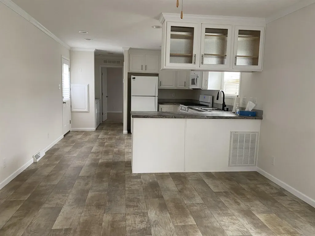 13 Second Street Exeter NH 03833