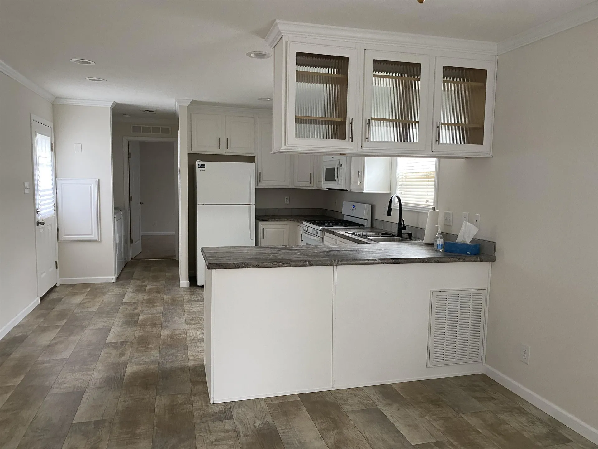 13 Second Street Exeter NH 03833