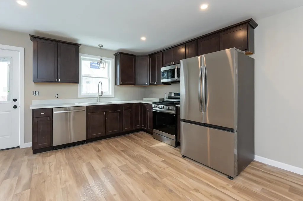 51 Academy Street Laconia NH 03246-3607