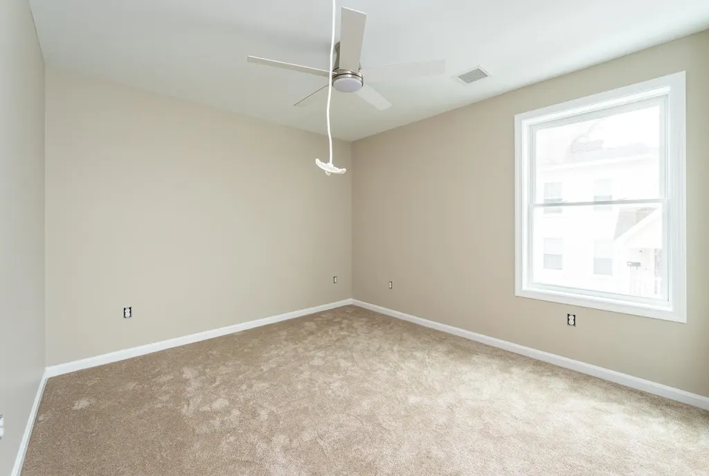 51 Academy Street Laconia NH 03246-3607