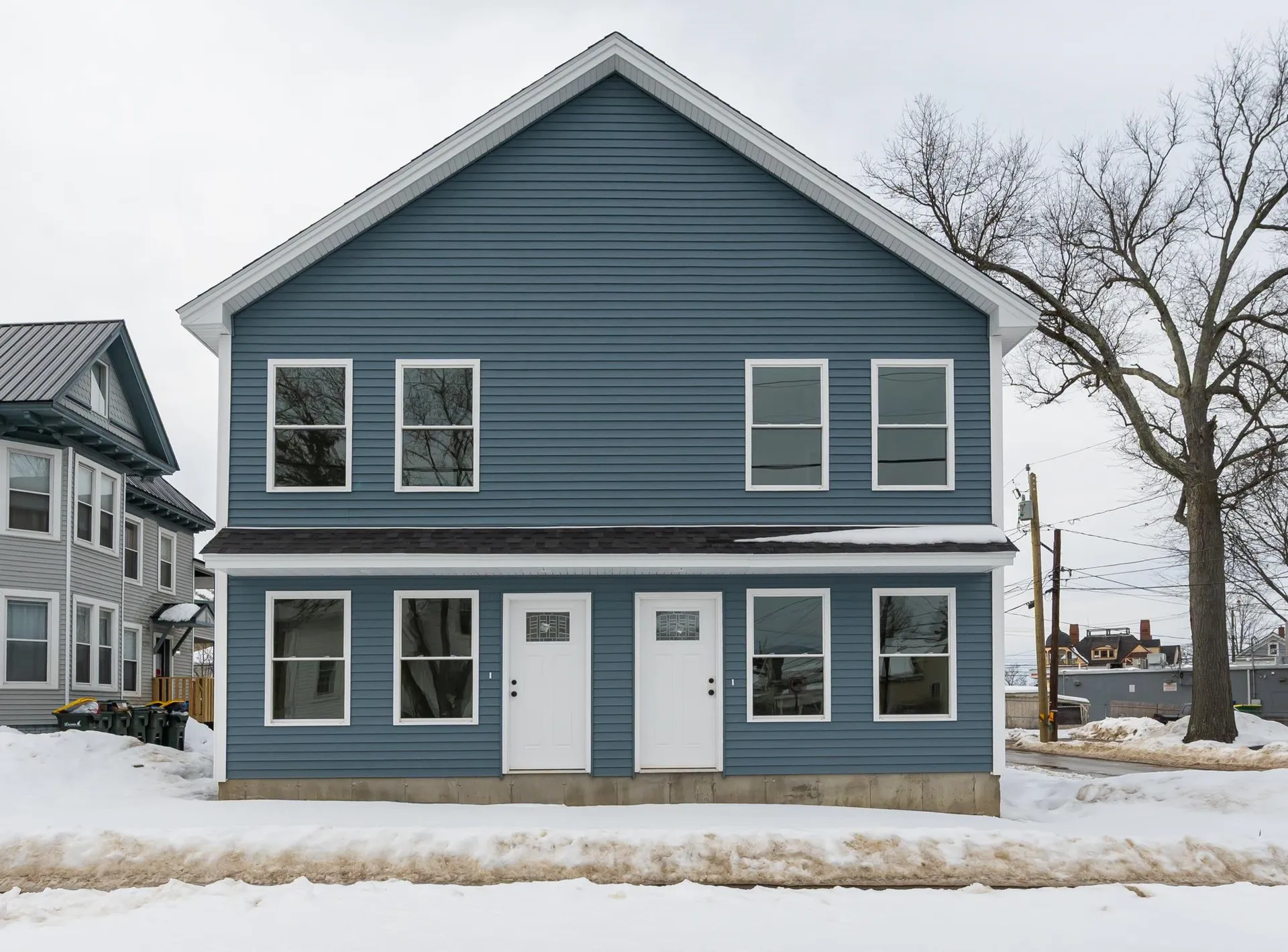 51 Academy Street Laconia NH 03246-3607