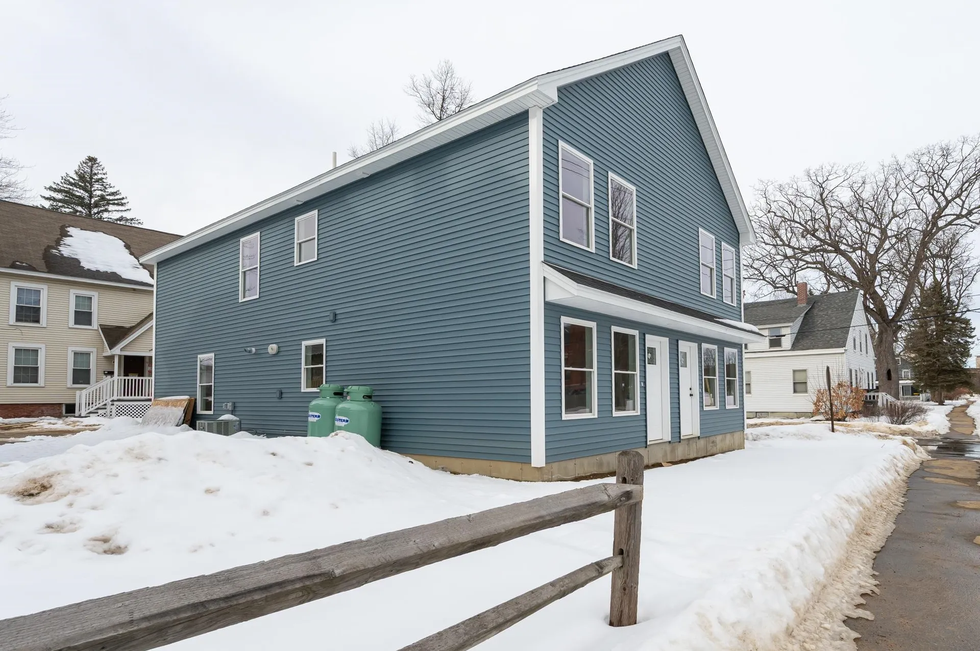 51 Academy Street Laconia NH 03246-3607