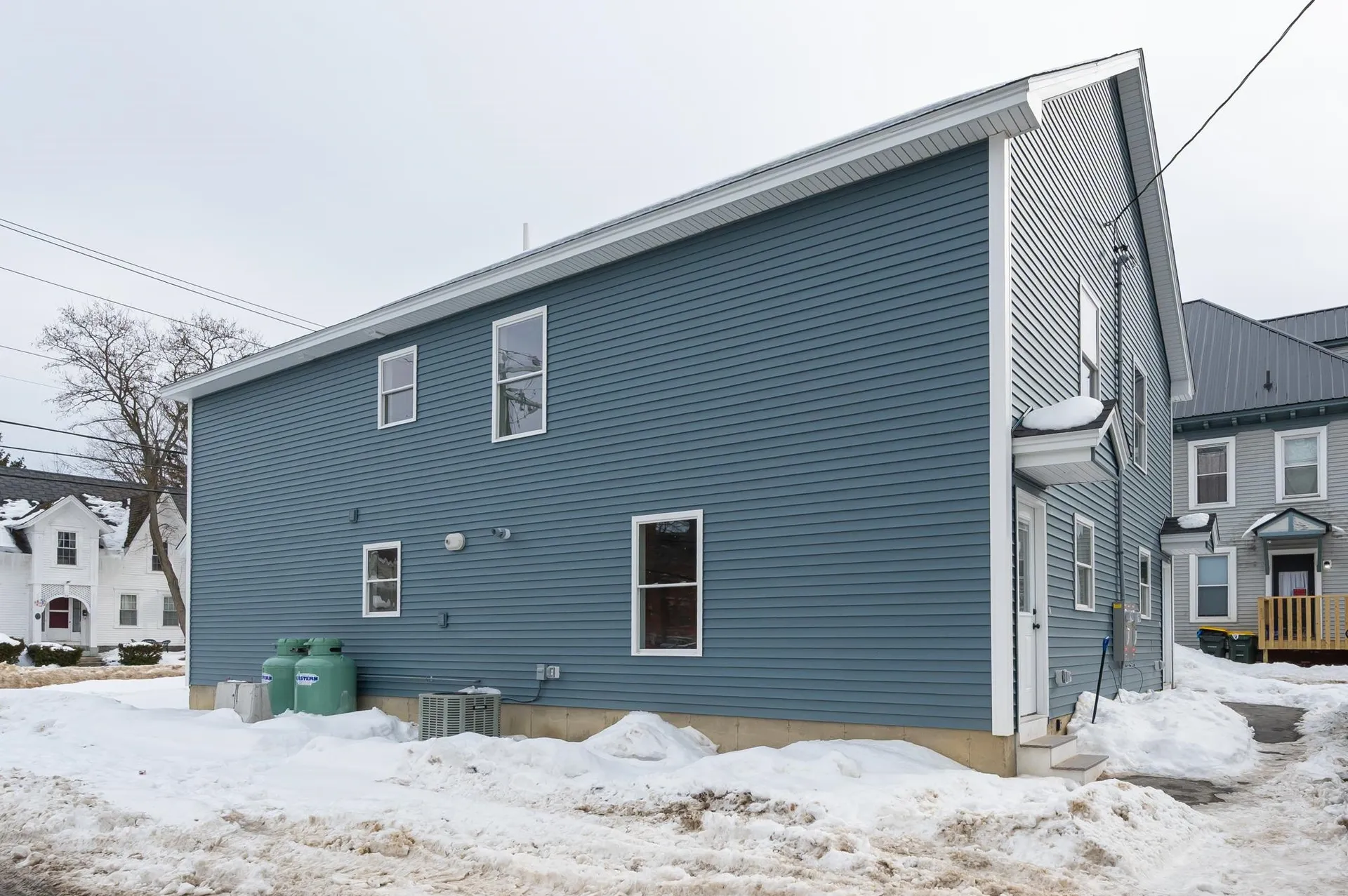 51 Academy Street Laconia NH 03246-3607