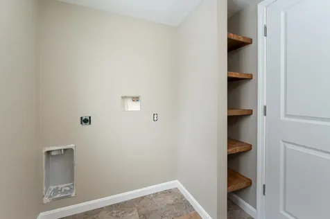 51 Academy Street Laconia NH 03246-3607