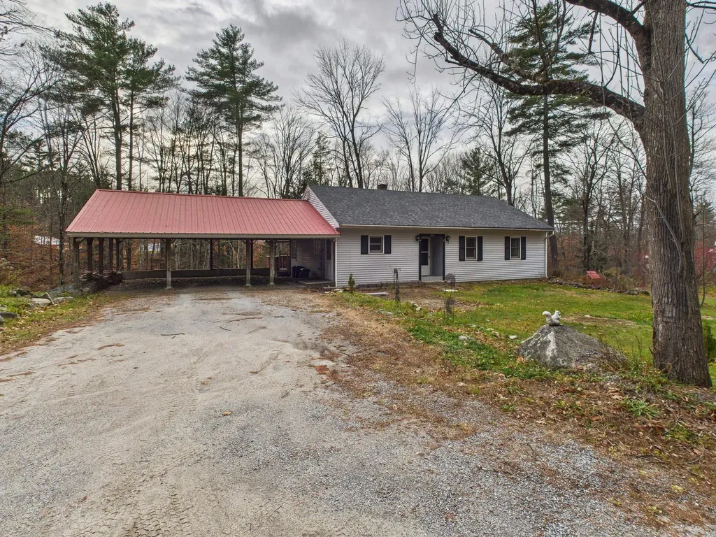 2426 2nd Nh Turnpike Deering NH 03244