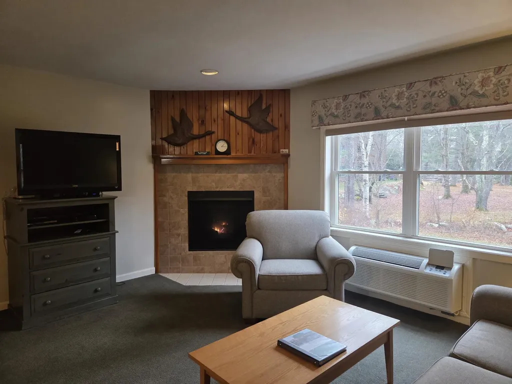 164 Deer Park Drive Woodstock NH 03262