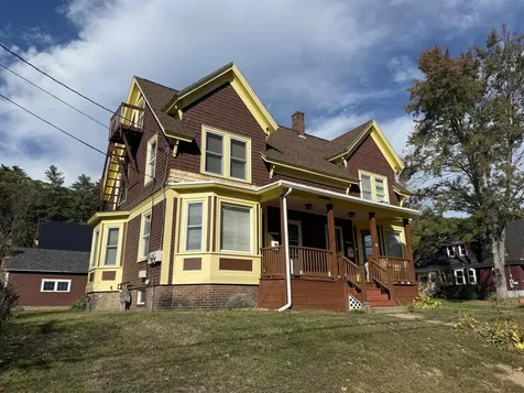 189 East Bow Street Franklin NH 03235