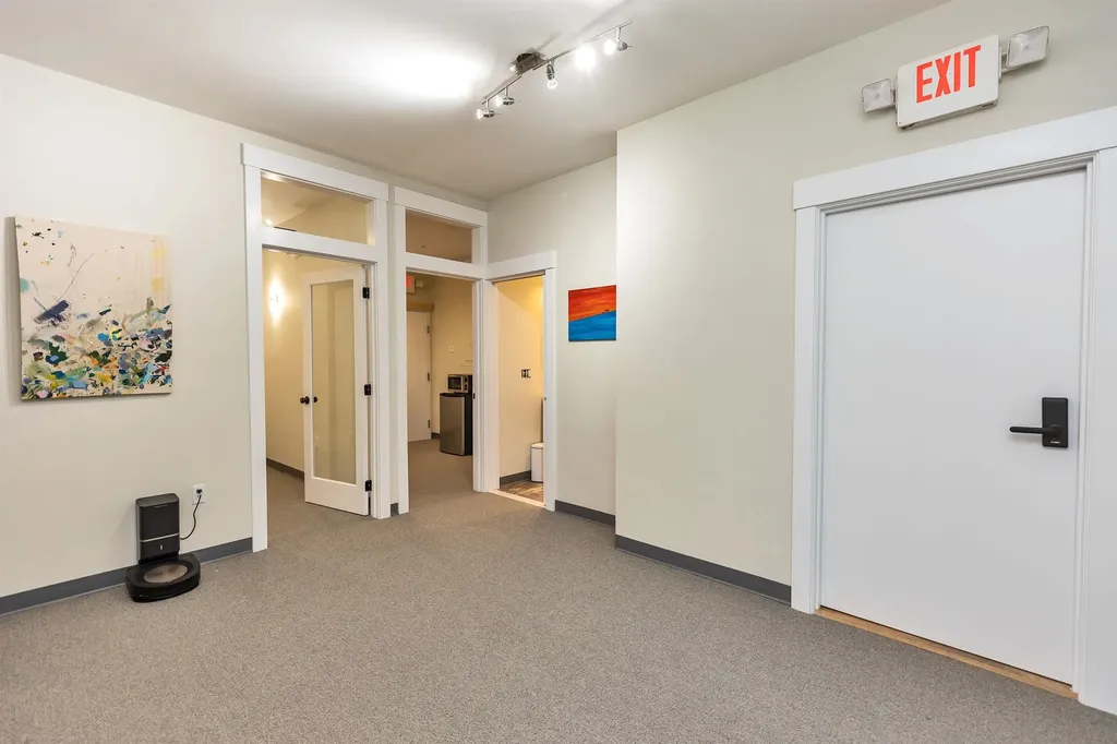 374 Union Street Peterborough NH 03458