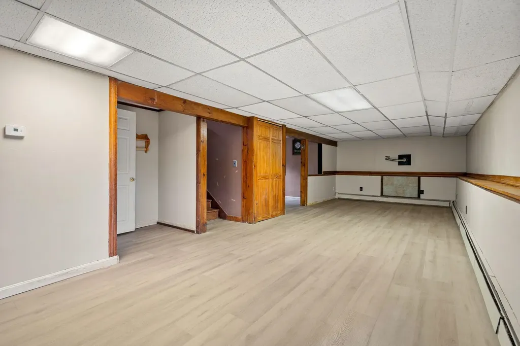 4 Viza Avenue Derry NH 03038