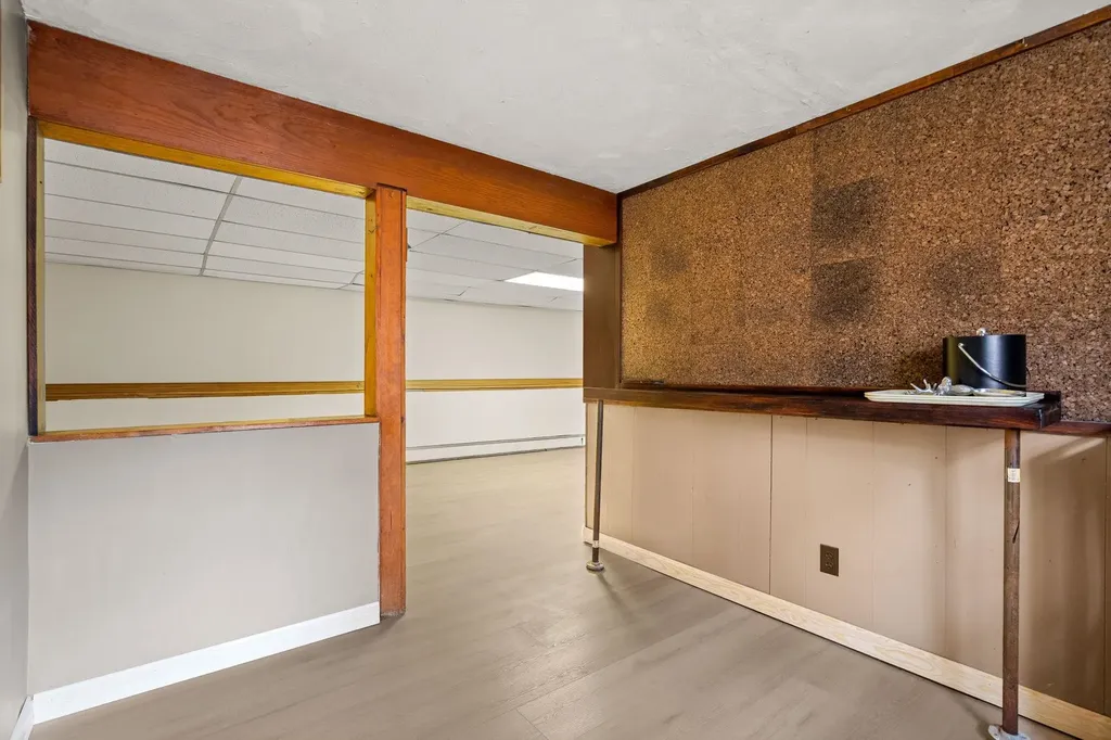 4 Viza Avenue Derry NH 03038