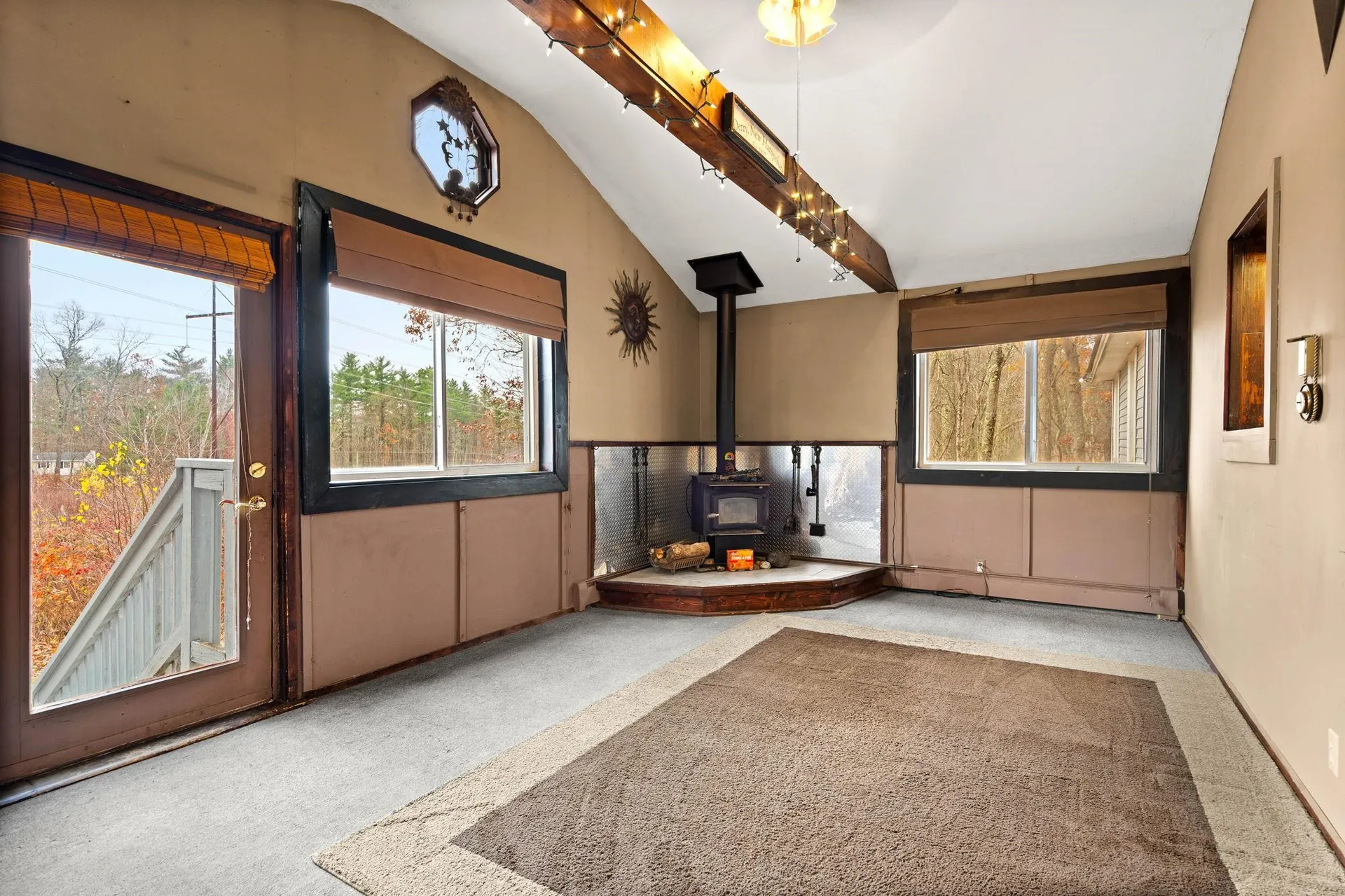 4 Viza Avenue Derry NH 03038