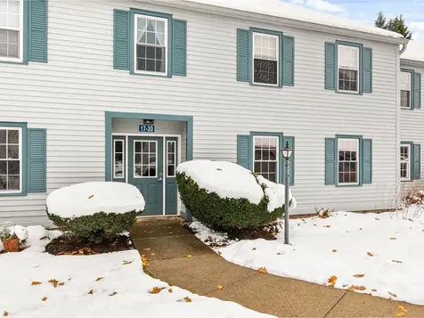 19 Twin Oaks Terrace South Burlington VT 05403