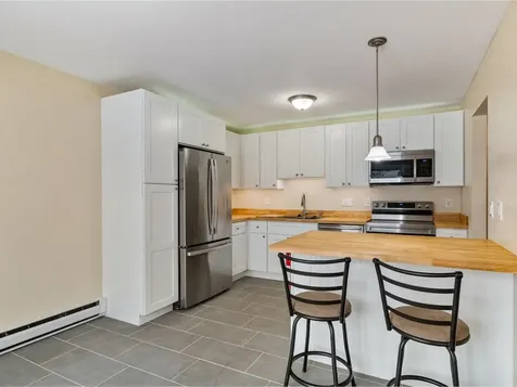 19 Twin Oaks Terrace South Burlington VT 05403