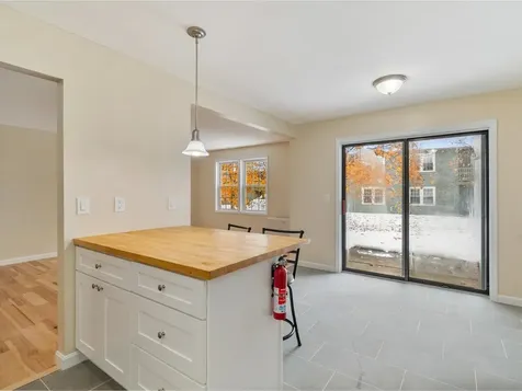 19 Twin Oaks Terrace South Burlington VT 05403