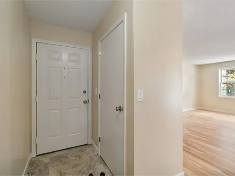 19 Twin Oaks Terrace South Burlington VT 05403