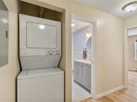19 Twin Oaks Terrace South Burlington VT 05403