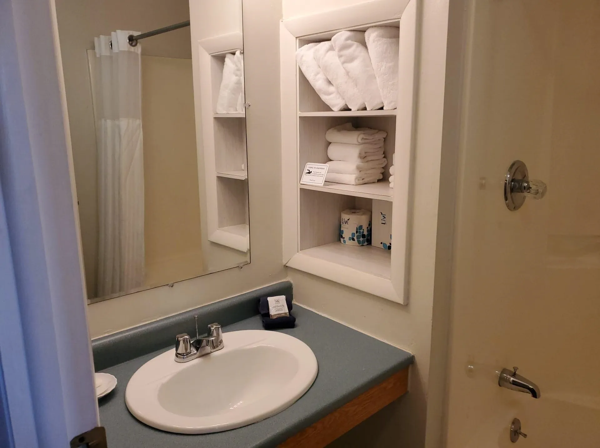 337 S Main Street Wolfeboro NH 03894