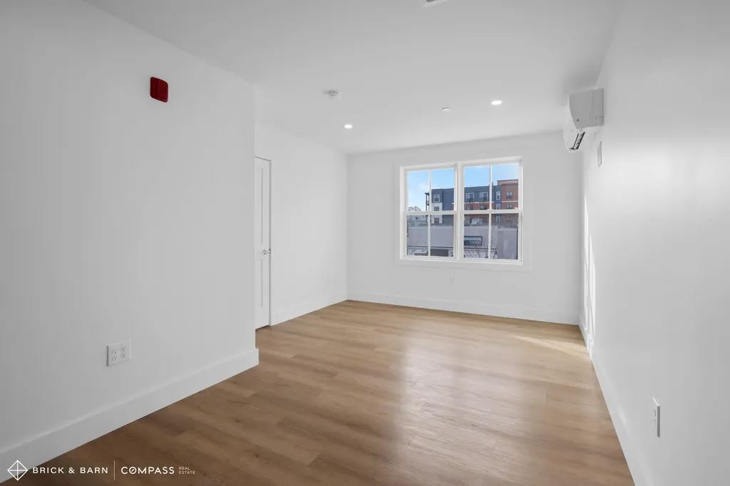 238 Deer Street Portsmouth NH 03801