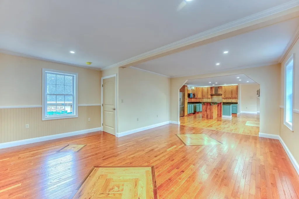 35 Mad River Road Campton NH 03223