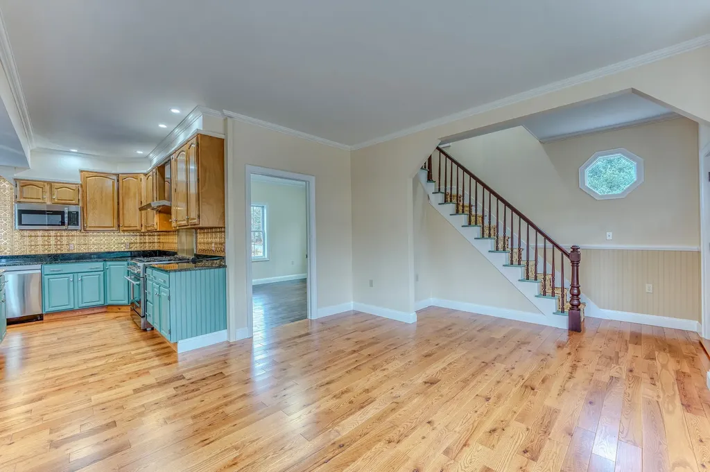 35 Mad River Road Campton NH 03223