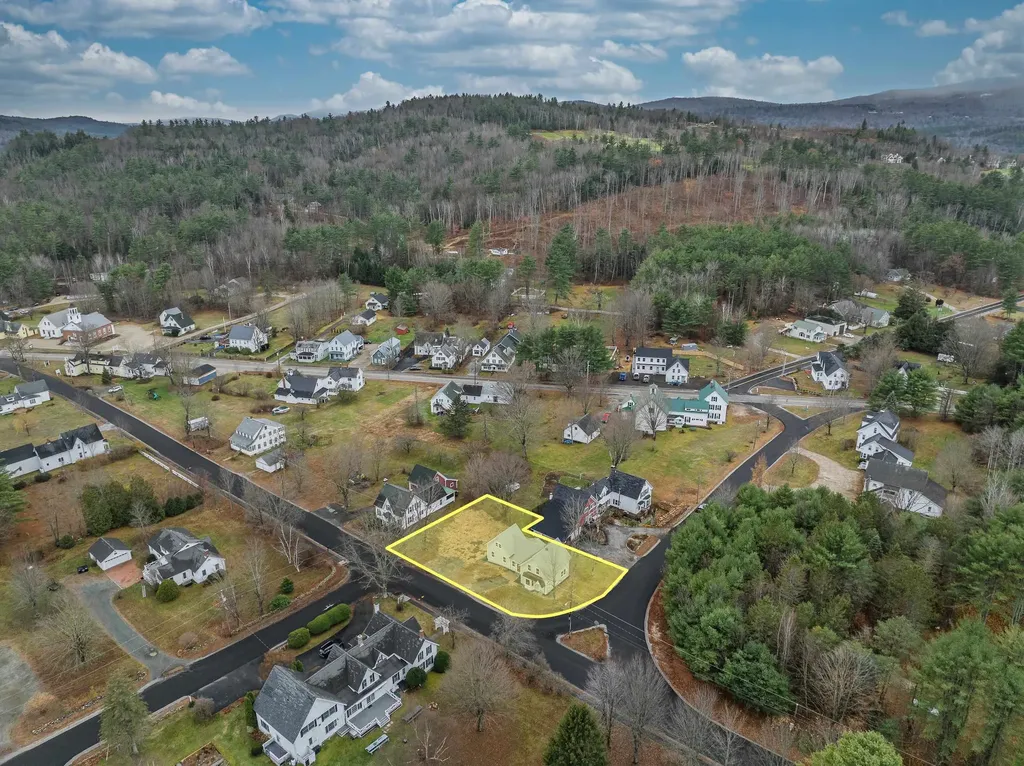 35 Mad River Road Campton NH 03223