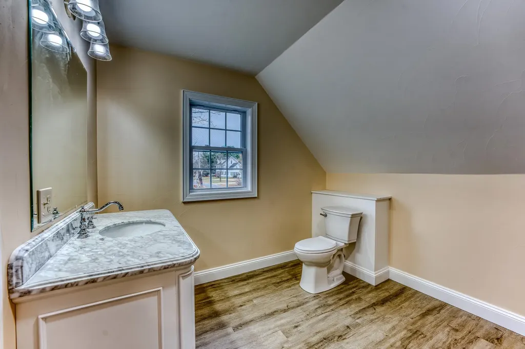 35 Mad River Road Campton NH 03223