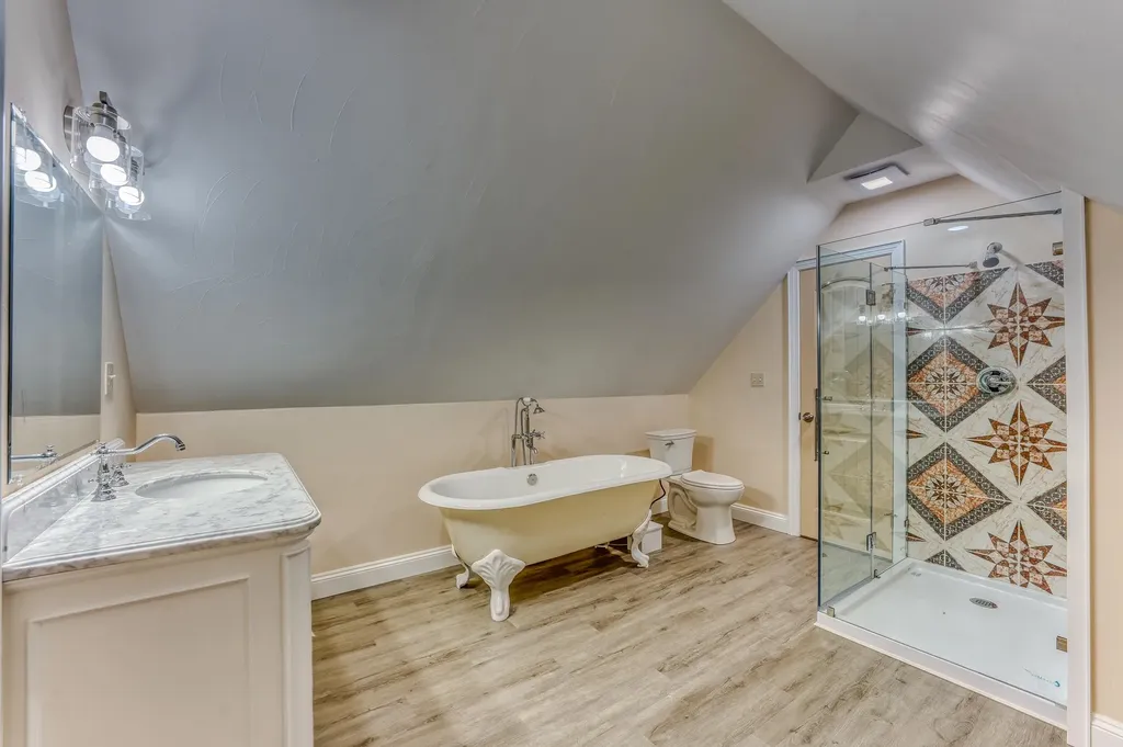 35 Mad River Road Campton NH 03223